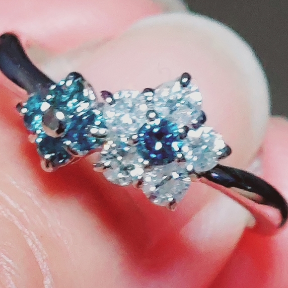 💎💎💎🔥🔥🔥🔥Blue Diamonds - Picture 3 of 4